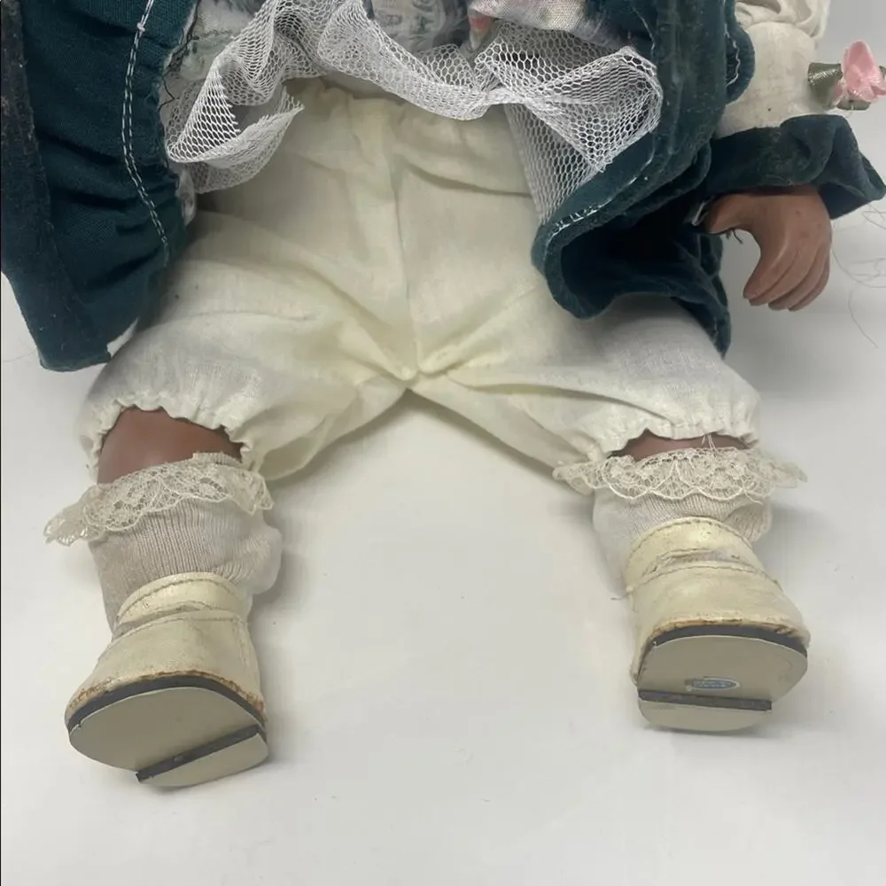 Vintage Brinn’s collectible African American porcelain doll- 1998